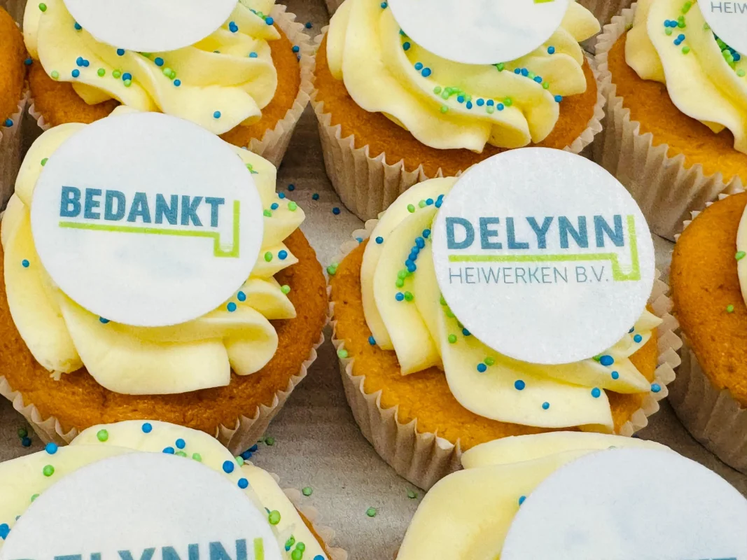 cupcakes met logo